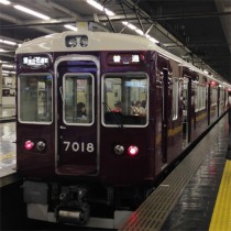 阪急電鉄7018F