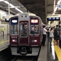 阪急9004F